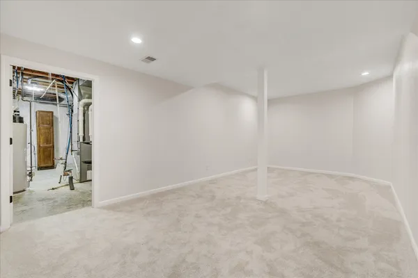 $479,000 | 1909 East 58th Street, Davenport, IA 52807