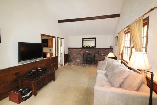 135 Raddin Road Groton, MA 01450 - Photo 10 of 21 Gallery Image 10