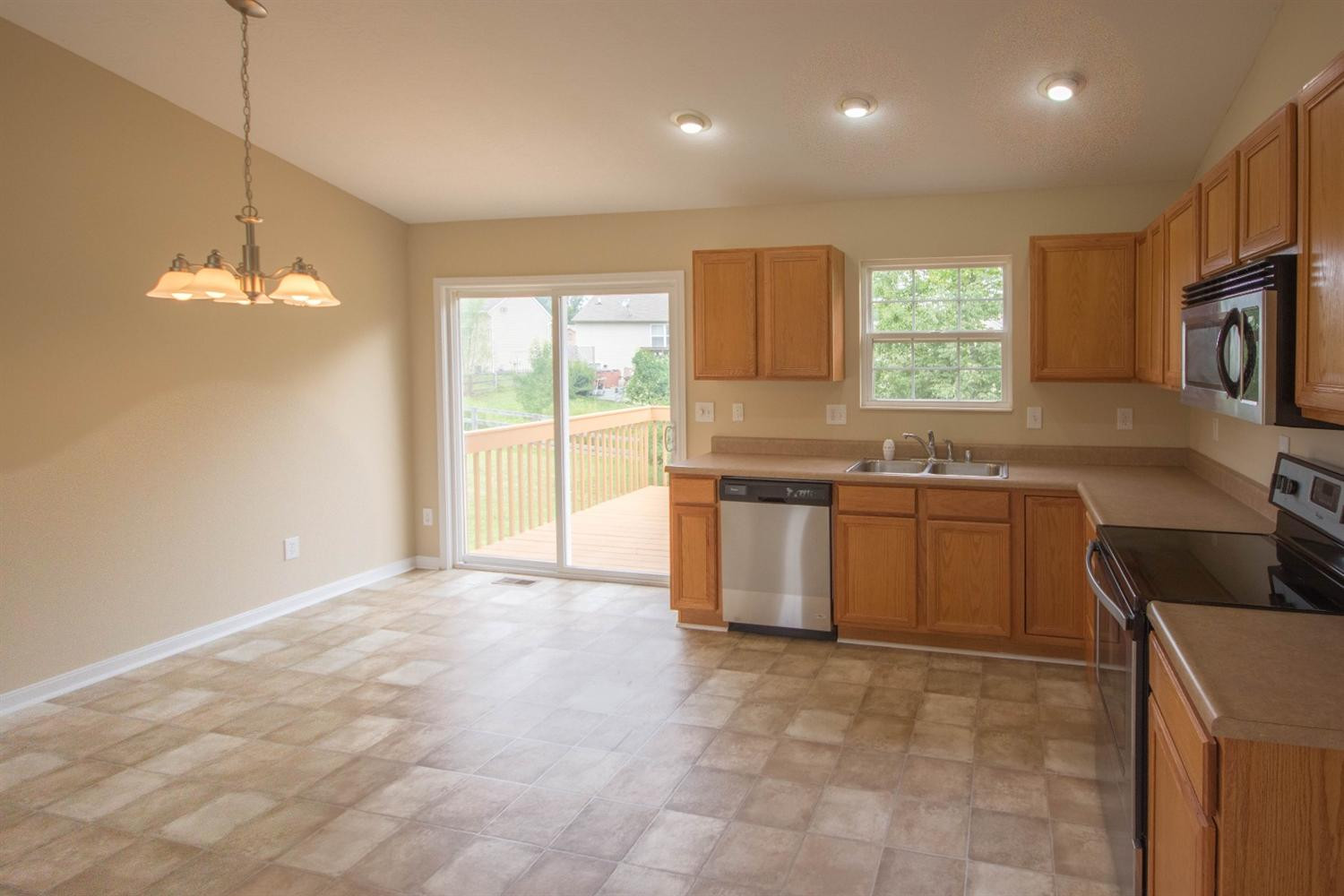 320 Rurel Court Burlington, KY 41005 - Photo 7 of 23 Gallery Image 7