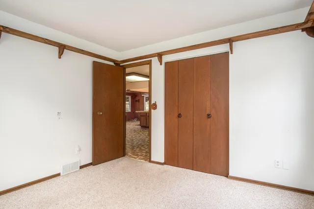 $500,000 | 8020 East 98th Street, Howard City, MI 49329