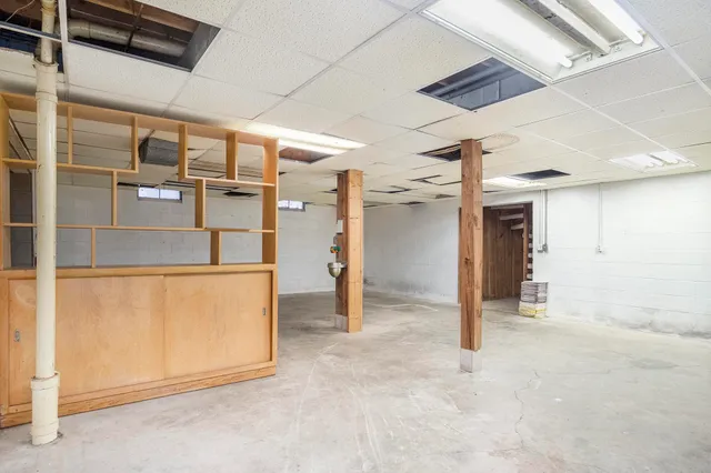 $500,000 | 8020 East 98th Street, Howard City, MI 49329