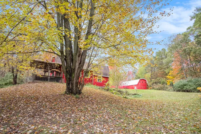 $500,000 | 8020 East 98th Street, Howard City, MI 49329