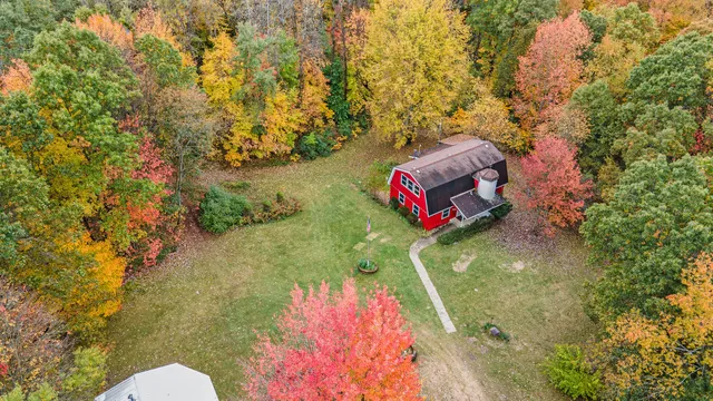 $500,000 | 8020 East 98th Street, Howard City, MI 49329