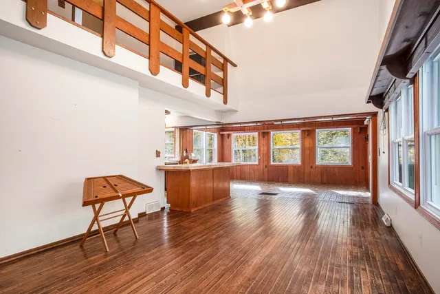 $500,000 | 8020 East 98th Street, Howard City, MI 49329