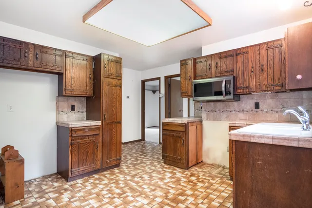 $500,000 | 8020 East 98th Street, Howard City, MI 49329