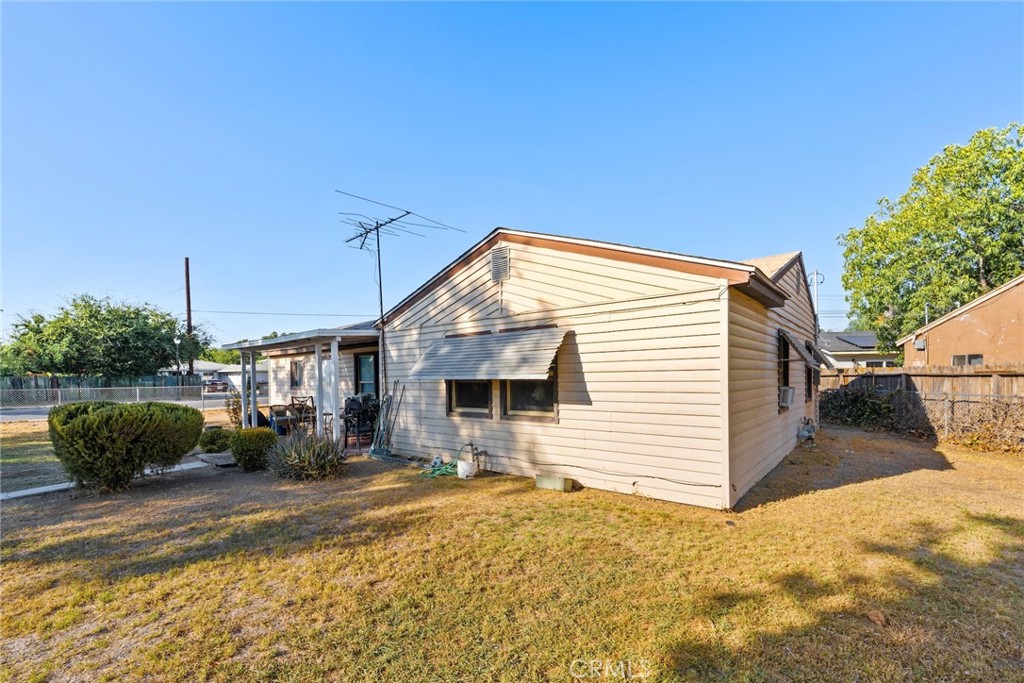8925 Penny Drive Riverside, CA 92503 - Photo 35 of 48 a view of a house with a patio