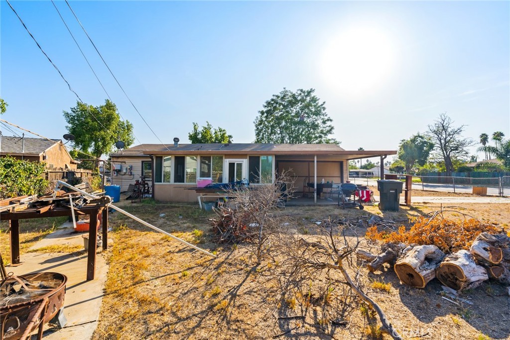 8925 Penny Drive Riverside, CA 92503 - Photo 37 of 48 a view of a house with backyard