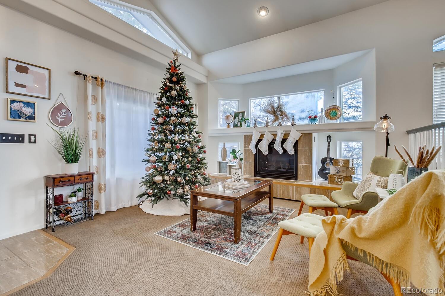 4541 Melbourne Way Highlands Ranch, CO 80130 - Photo 5 of 28 Gallery Image 5