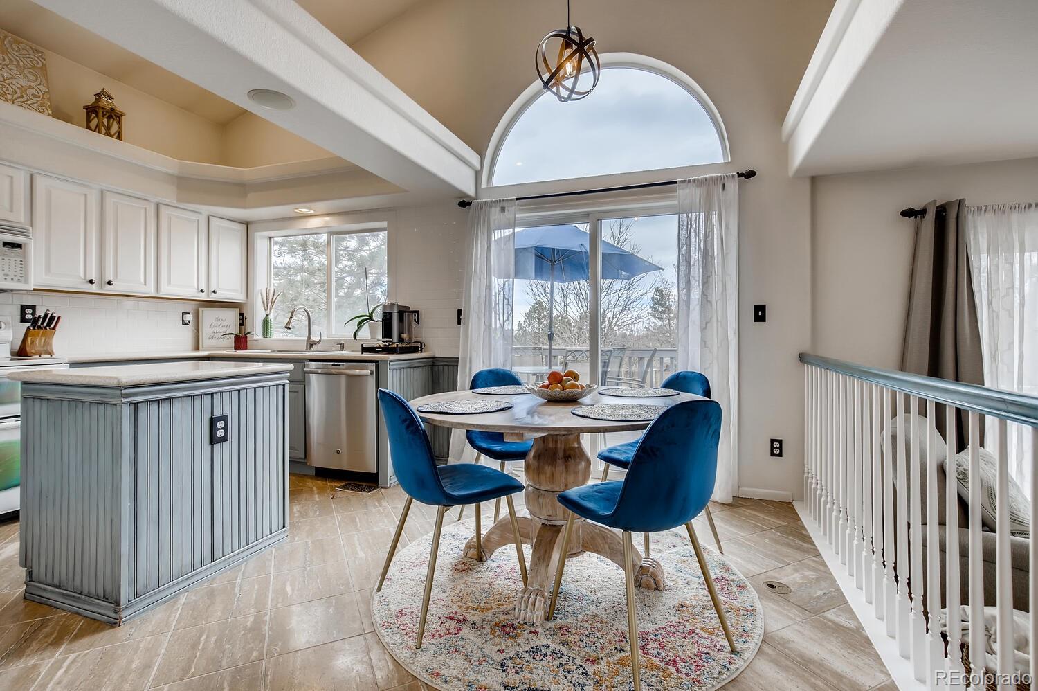 4541 Melbourne Way Highlands Ranch, CO 80130 - Photo 10 of 28 Gallery Image 10