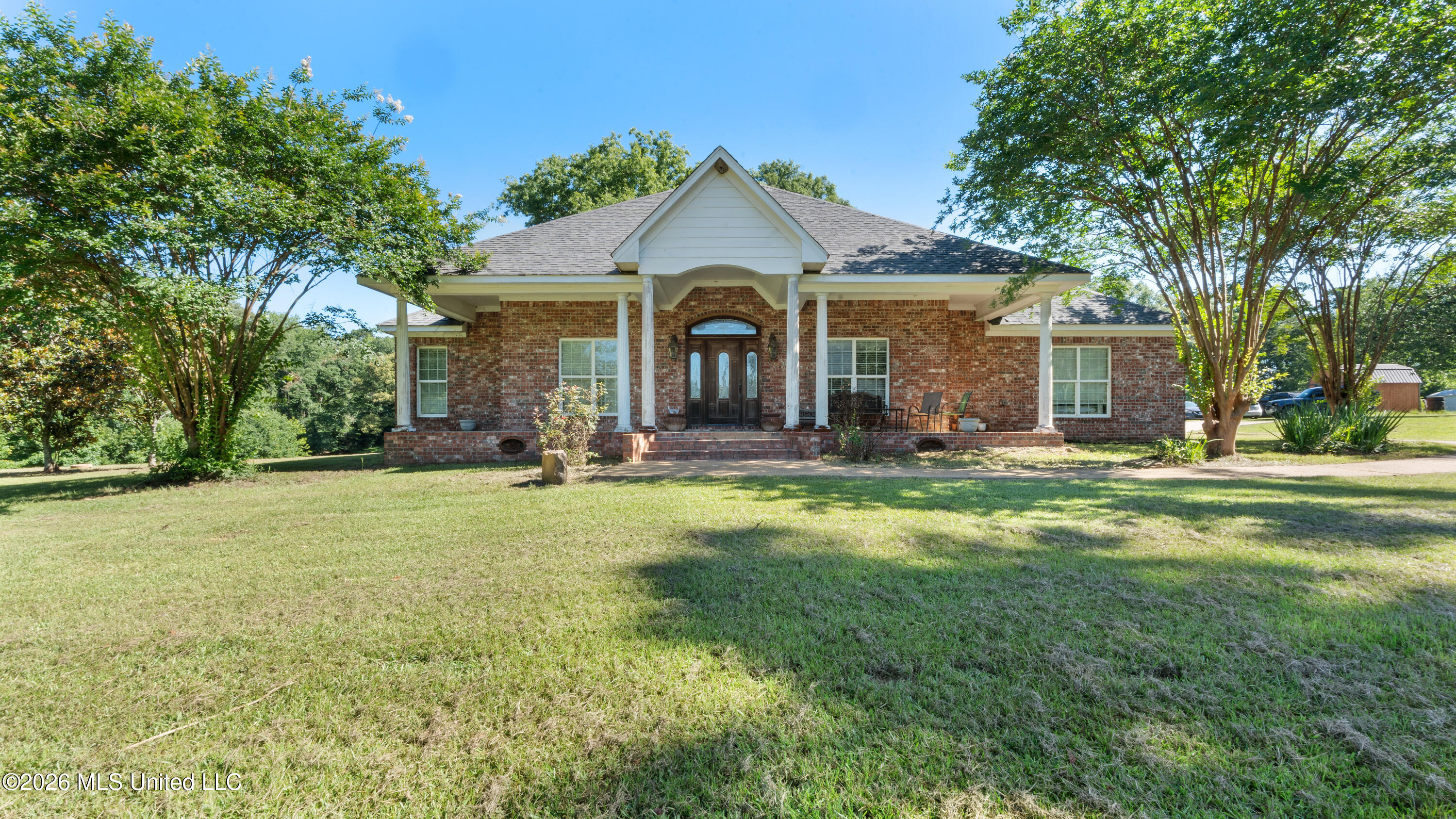 671 Fox Road Southeast Bogue Chitto, MS 39629 - Photo 2 of 52 02-IMG_3527