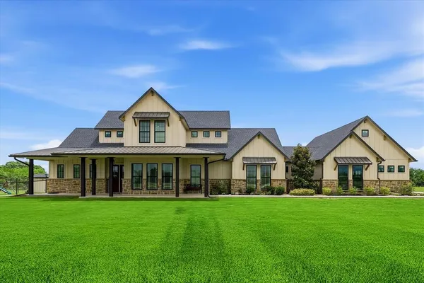$1,200,000 | 6020 Honeysuckle Road, Midlothian, TX 76065