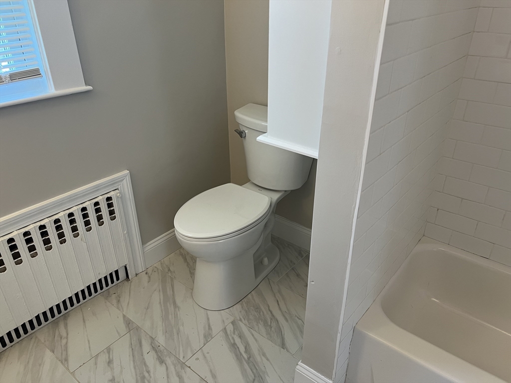 9 Arlington Street, Unit 2 Reading, MA 01867 - Photo 6 of 7
