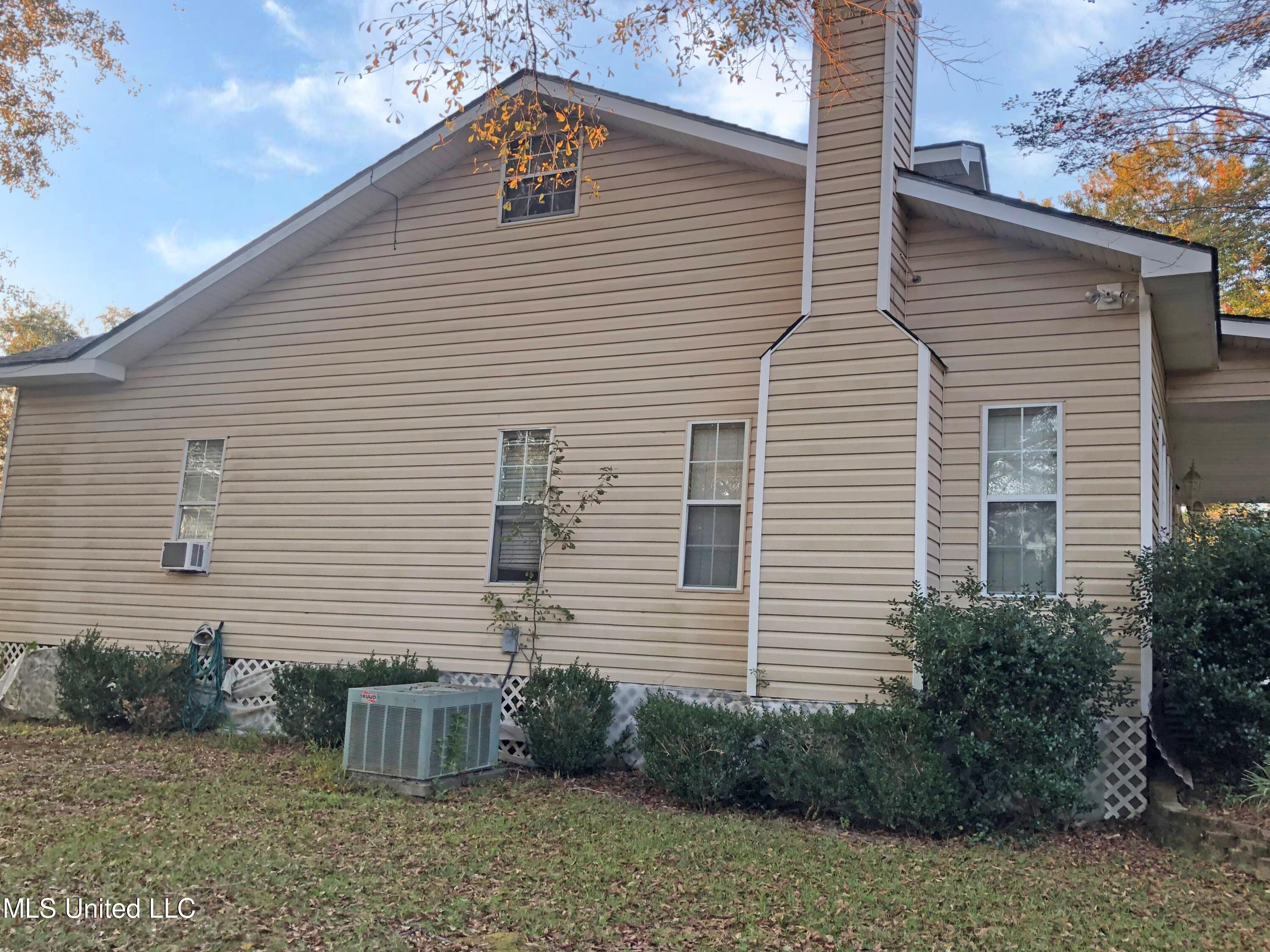 141 John Smith Road Poplarville, MS 39470 - Photo 2 of 28 IMG_2777