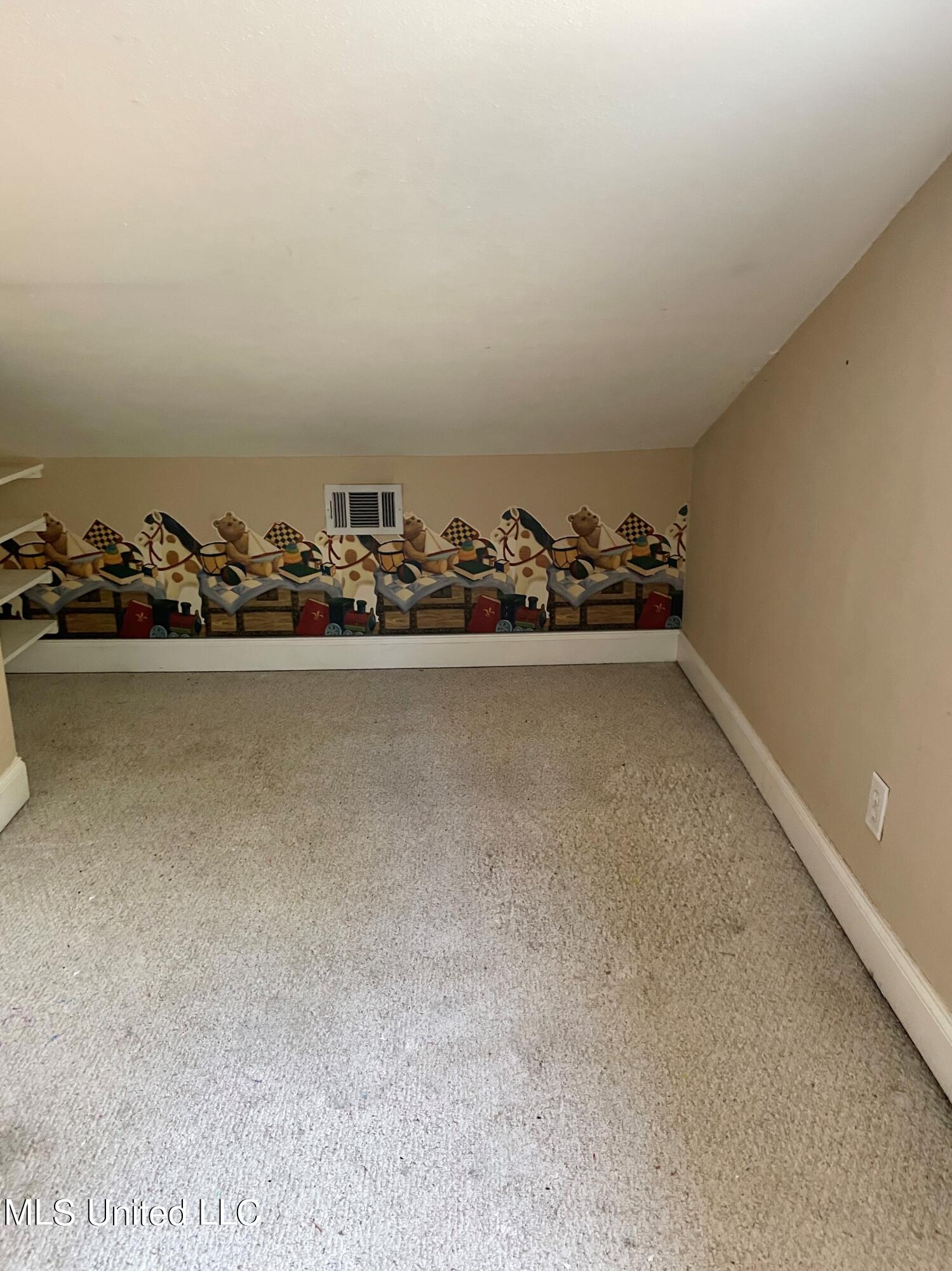 141 John Smith Road Poplarville, MS 39470 - Photo 25 of 28 Room 1 Upstairs