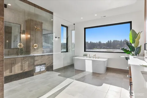 $3,885,000 | 17333 191st Avenue Northeast, Woodinville, WA 98072