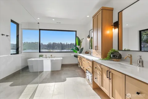 $3,885,000 | 17333 191st Avenue Northeast, Woodinville, WA 98072