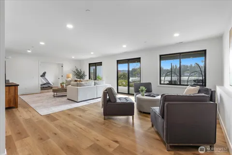 $3,885,000 | 17333 191st Avenue Northeast, Woodinville, WA 98072