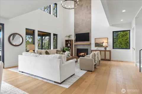 $3,885,000 | 17333 191st Avenue Northeast, Woodinville, WA 98072