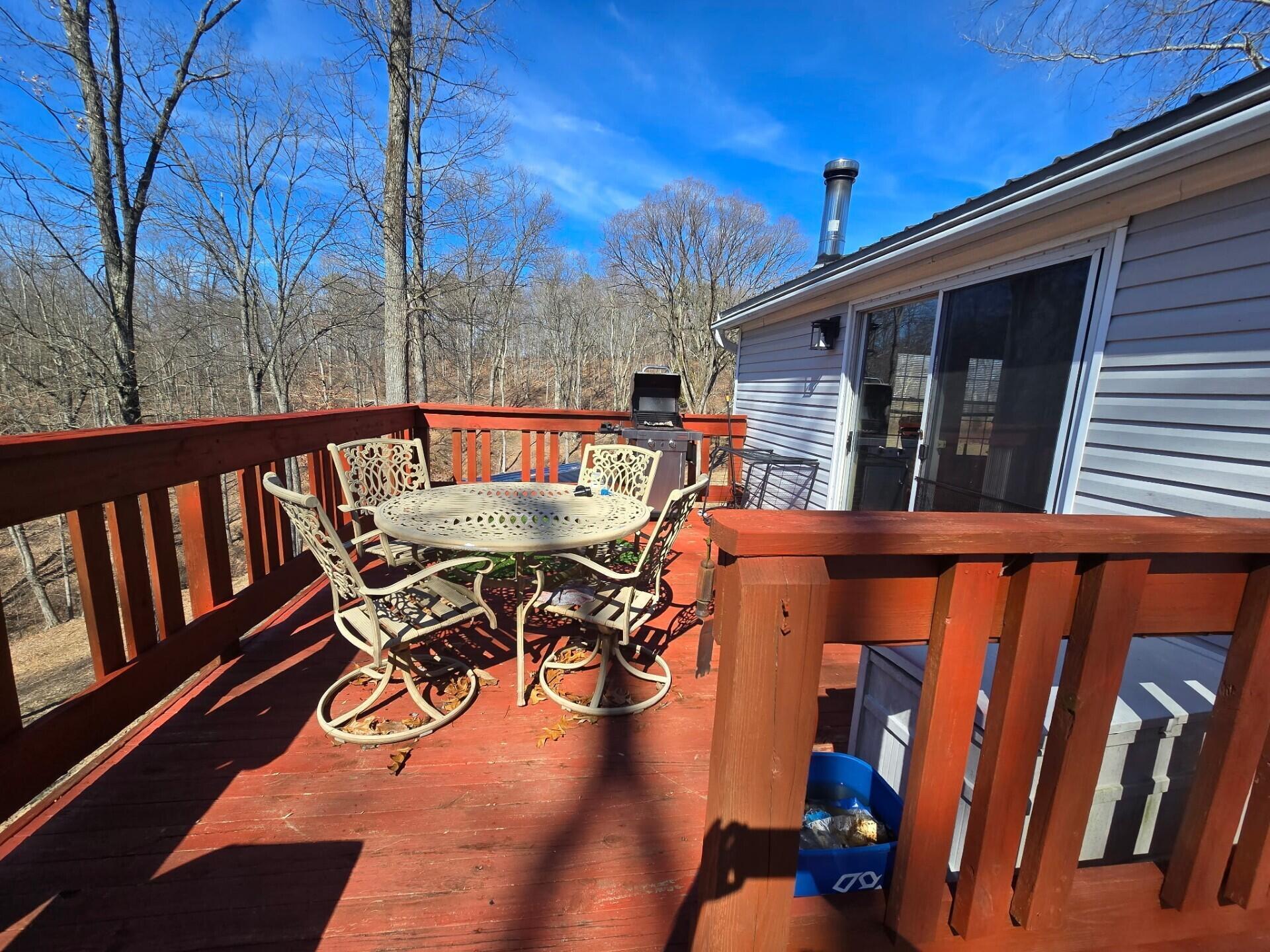 16621 Pleasant Ridge Road Laurelville, OH 43135 - Photo 3 of 24 Balcony