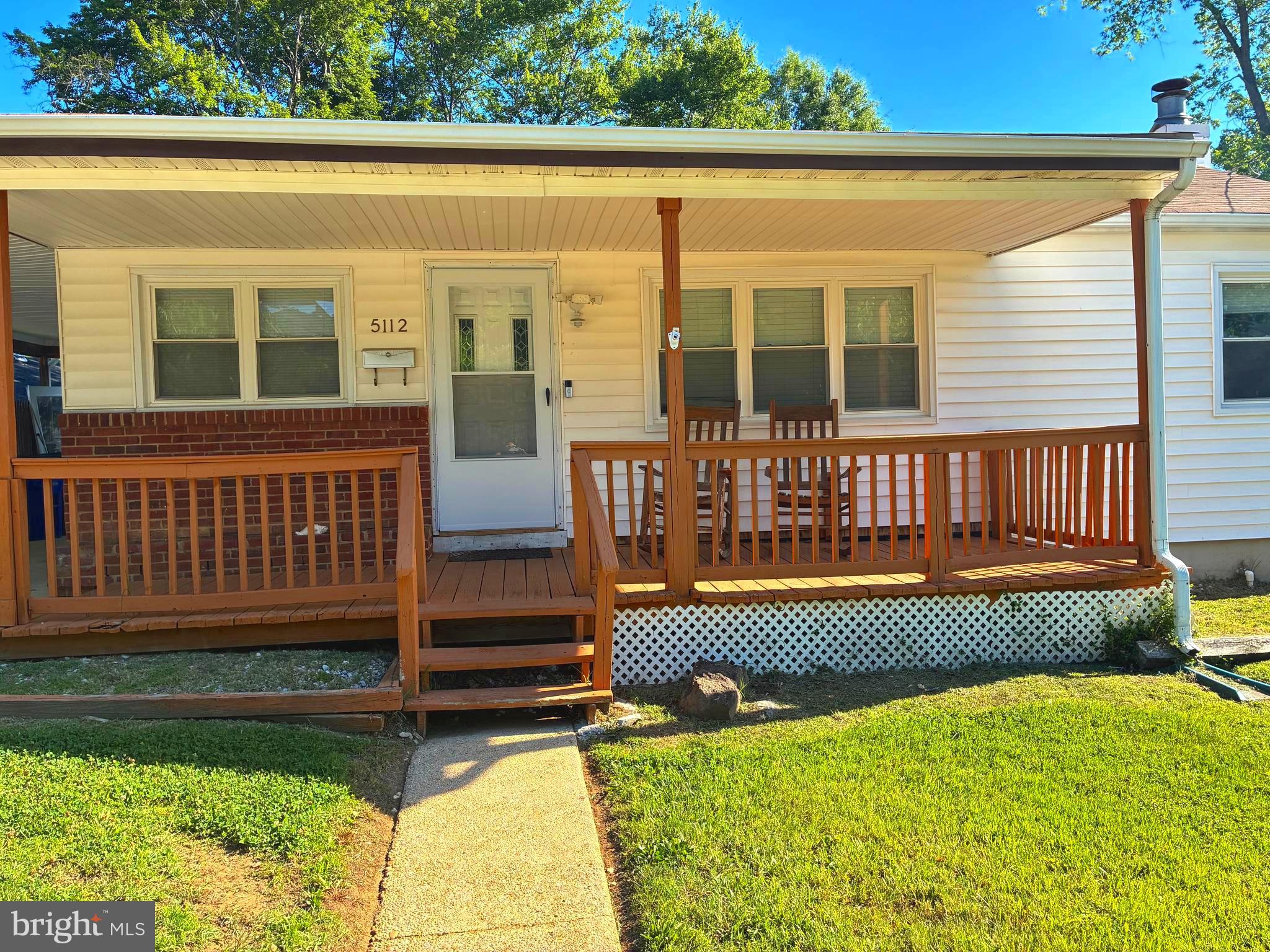 5112 Hollywood Road College Park, MD 20740 - Photo 2 of 28 Front Exterior