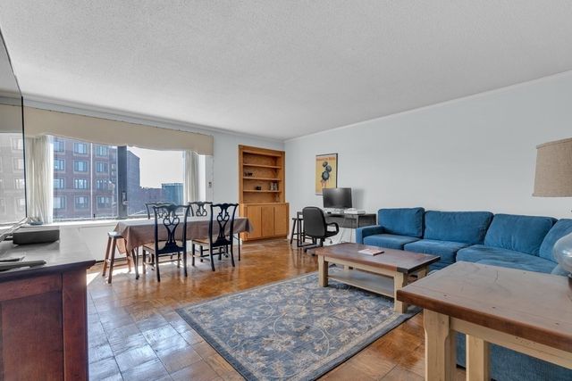 $875,000 | 65 East India Row, Unit 14G, Boston, MA 02110