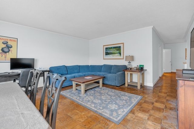 $875,000 | 65 East India Row, Unit 14G, Boston, MA 02110