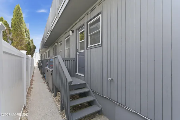 $3,495 | 75 Grand Central Avenue, Unit 6, Lavallette, NJ 08735