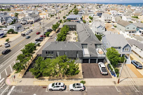 $3,995 | 75 Grand Central Avenue, Unit 6, Lavallette, NJ 08735