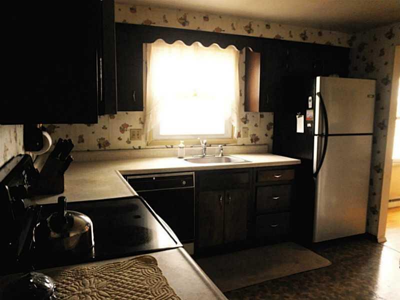 1432 Spring Run Road Extension Coraopolis, PA 15108 - Photo 15 of 25 Kitchen. Newer stainless refrigerator.