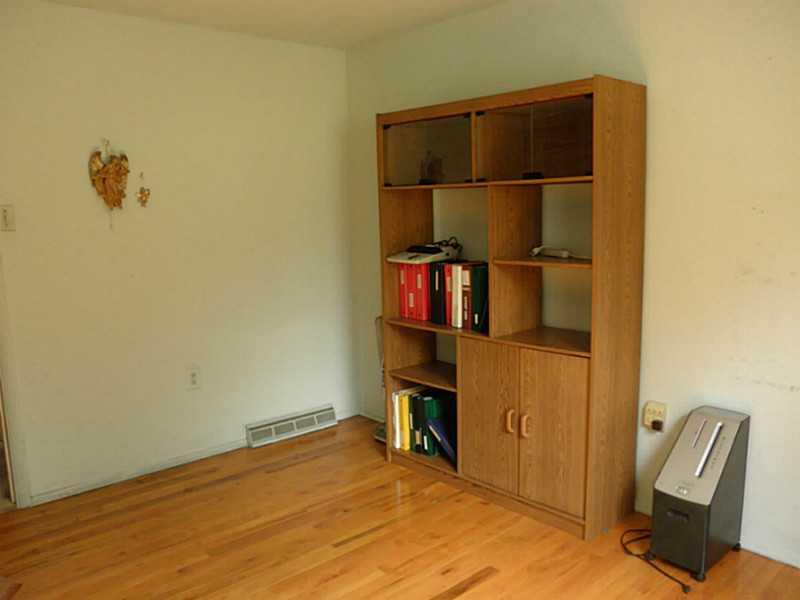 1432 Spring Run Road Extension Coraopolis, PA 15108 - Photo 20 of 25 Bedroom.