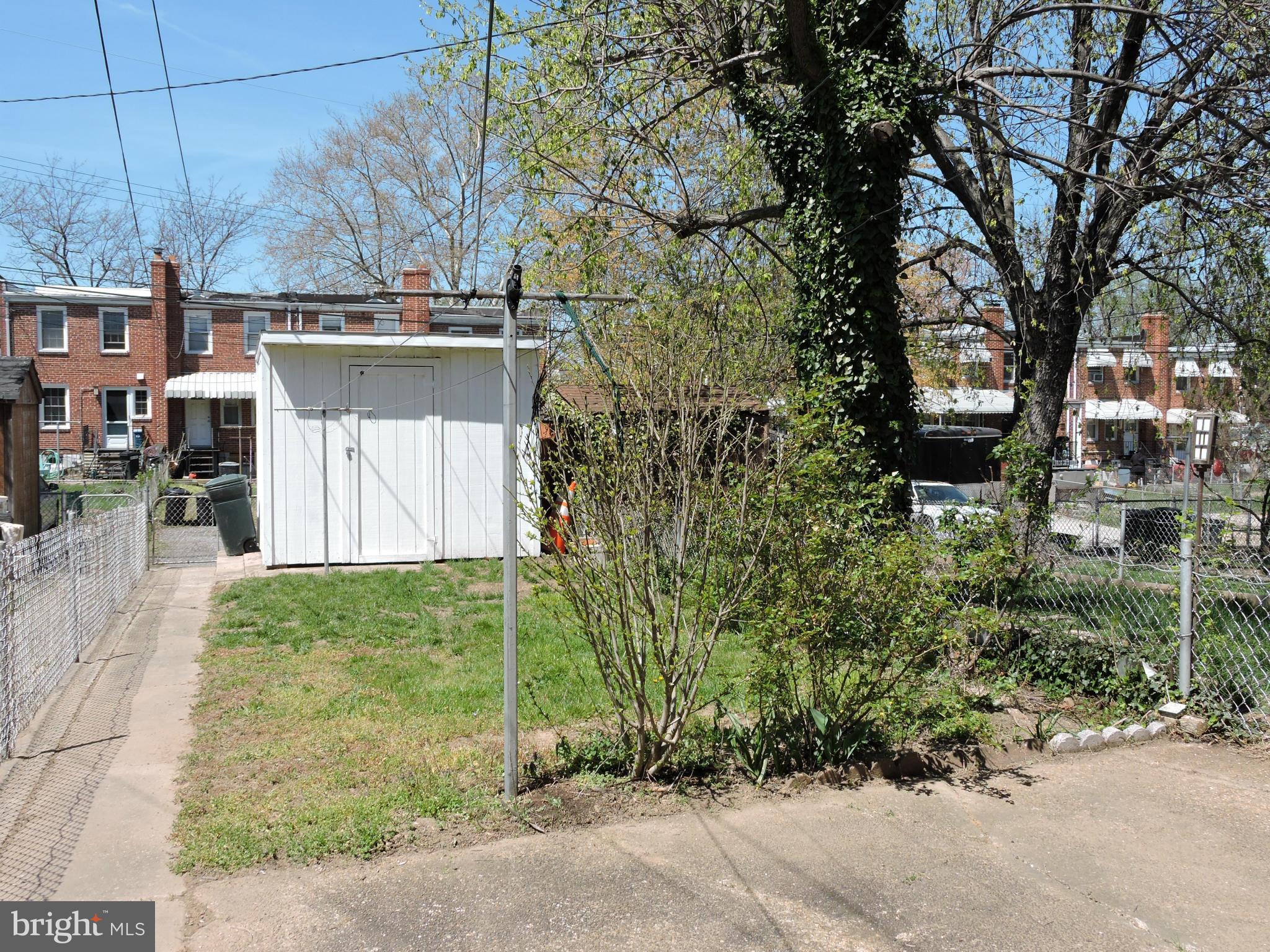 3716 Greenvale Road Baltimore, MD 21229 - Photo 19 of 20 Exterior (Rear)