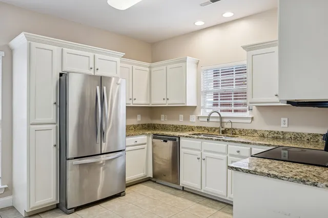 $2,400 | 316 Rowlette Circle, Murfreesboro, TN 37127