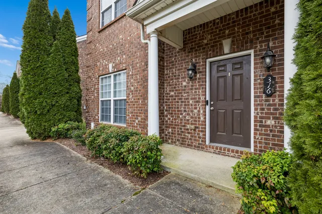 $2,400 | 316 Rowlette Circle, Murfreesboro, TN 37127