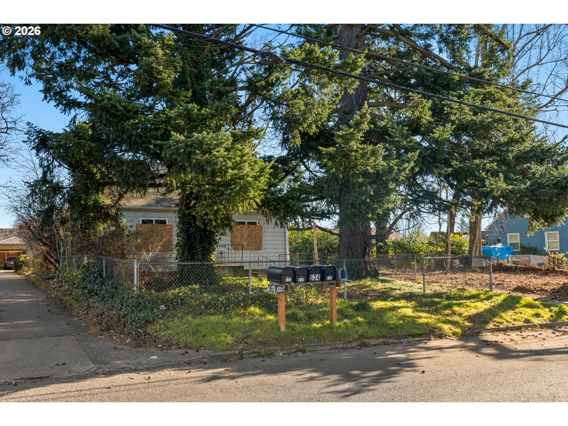 648 Southeast 146th Avenue Portland, OR 97233 - Photo 2 of 5