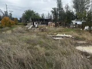 a view of a lake with houses