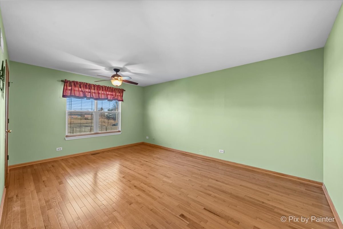 1502 Sawgrass Court Elgin, IL 60123 - Photo 13 of 39