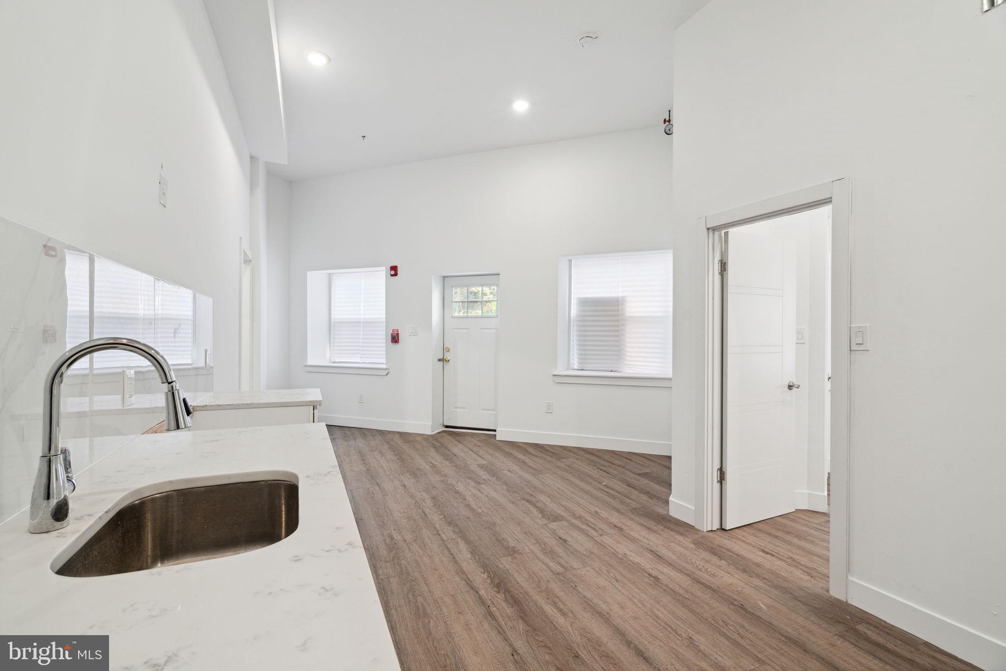 5164 Ridge Avenue Philadelphia, PA 19128 - Photo 7 of 64 Gallery Image 7