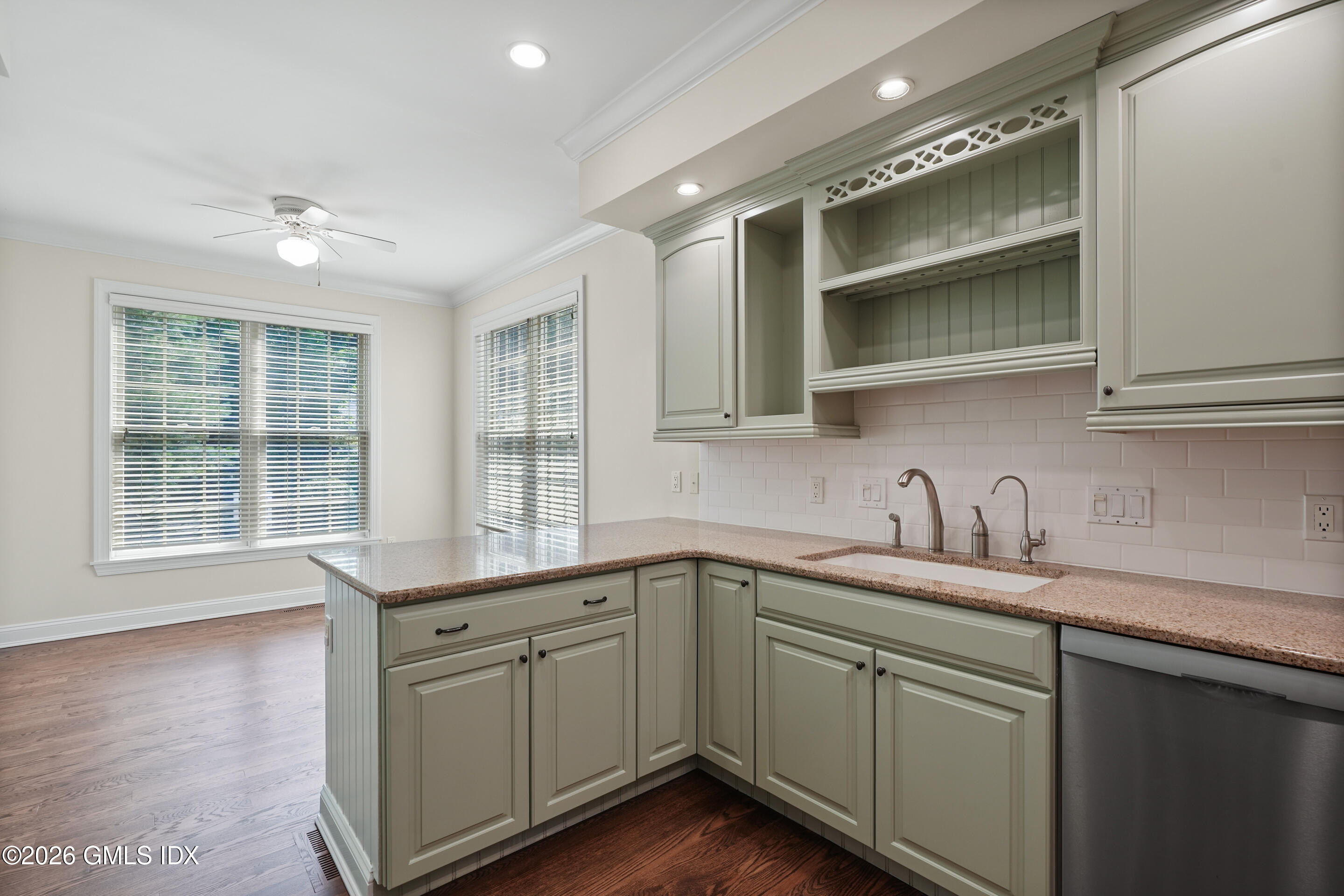 25 Decatur Street, Unit B Cos Cob, CT 06807 - Photo 15 of 39 DSC02893_1