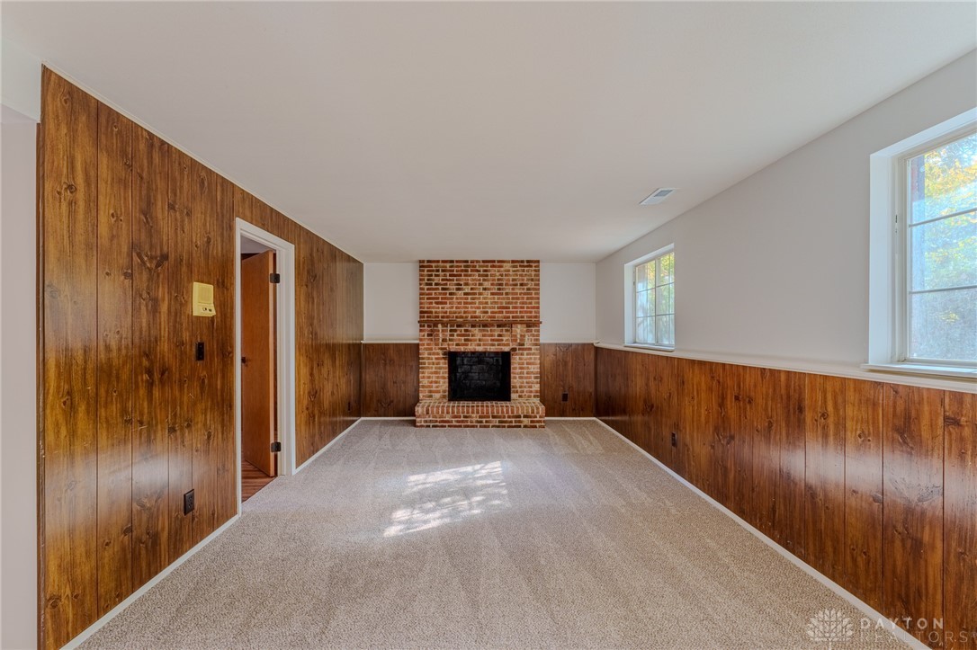 2530 Factory Road Springboro, OH 45066 - Photo 9 of 26 Gallery Image 9
