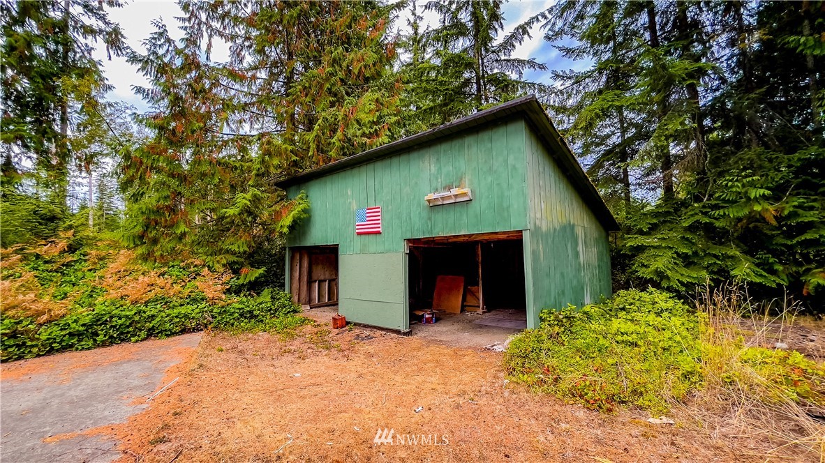 1082 Place Road Port Angeles, WA 98363 - Photo 8 of 29 Gallery Image 8