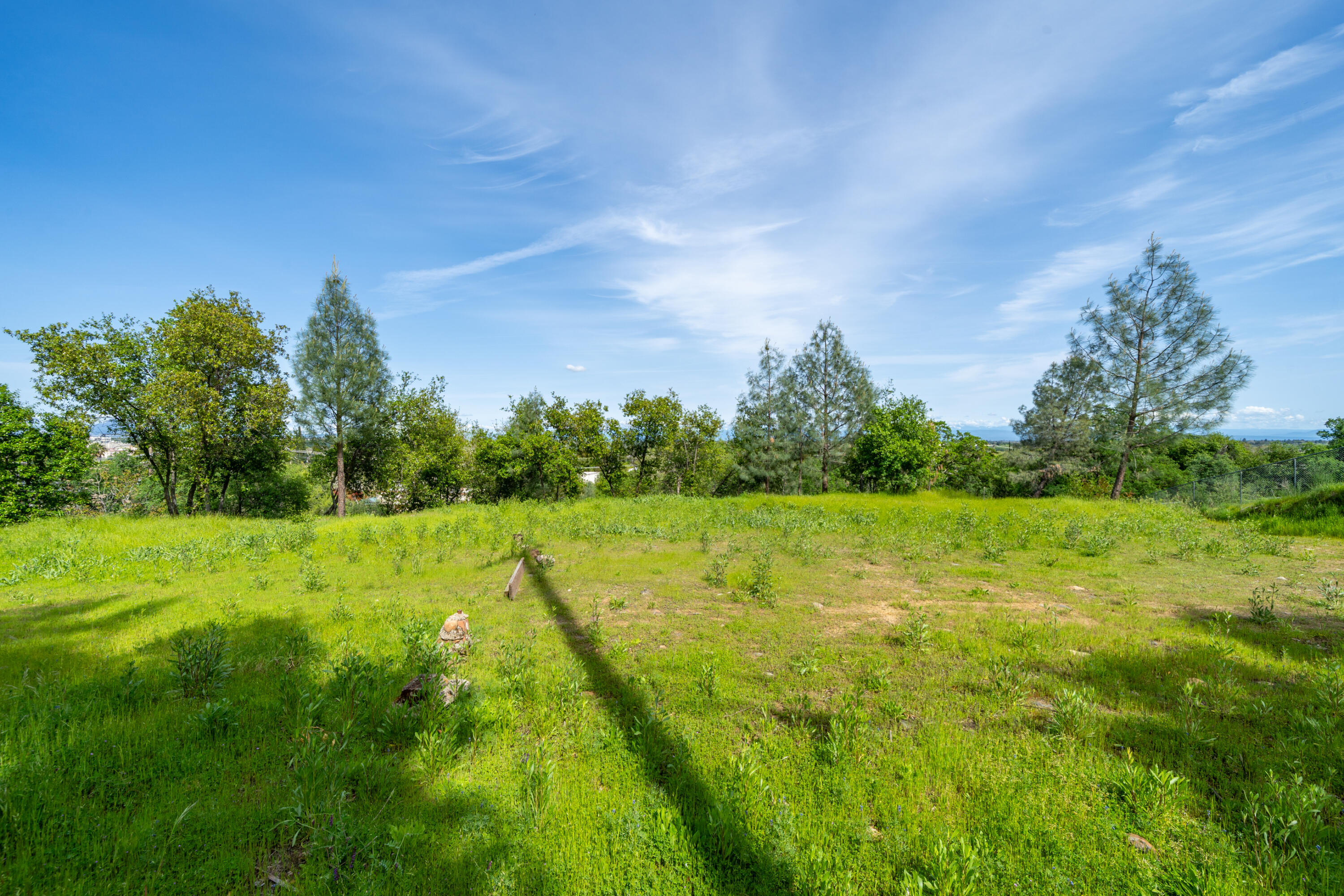 2330 West Street Redding, CA 96001 - Photo 23 of 40 West St-4