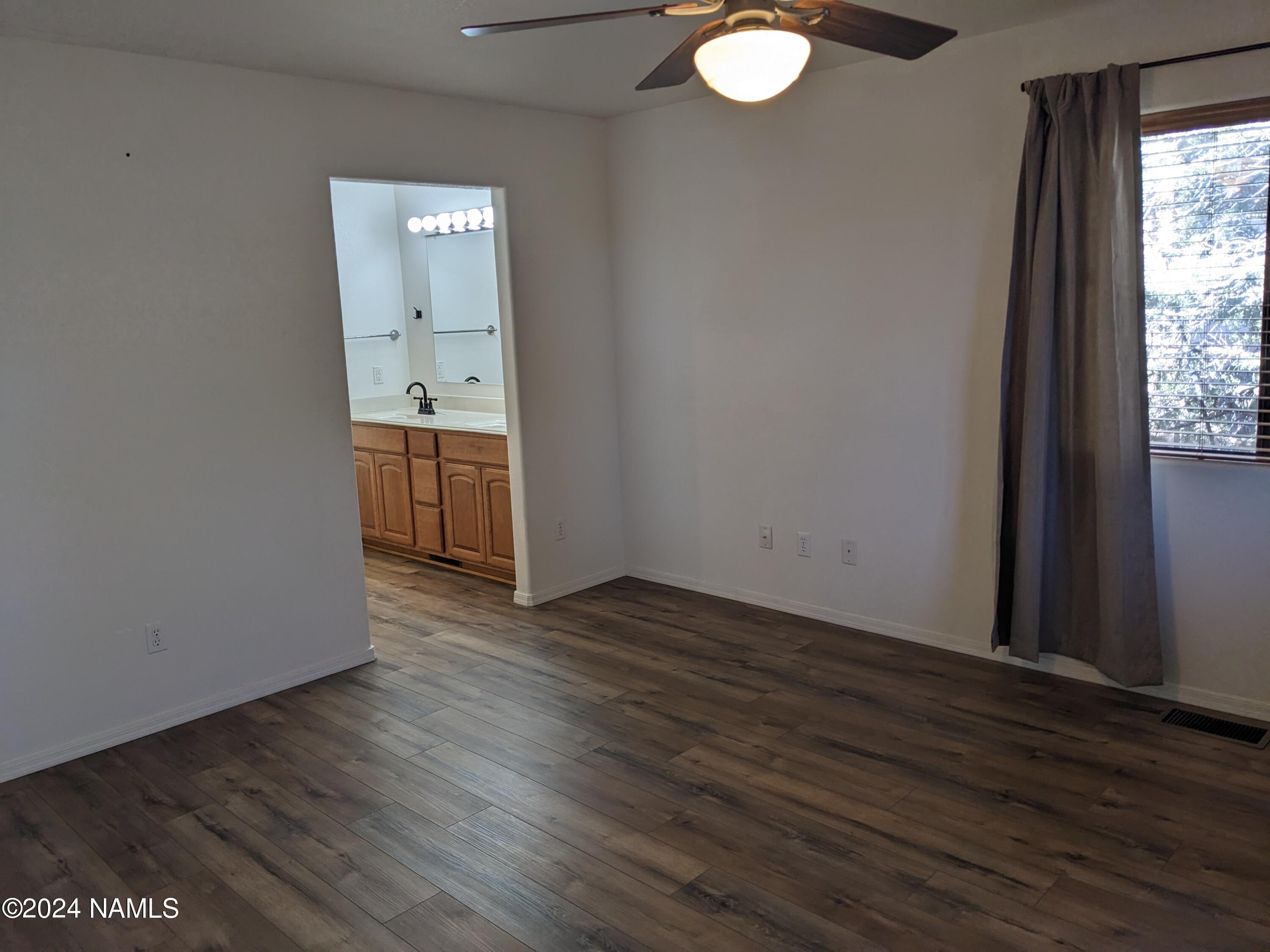 705 West St Moritz Drive Payson, AZ 85541 - Photo 12 of 16 PXL_20240204_211904997 (1)