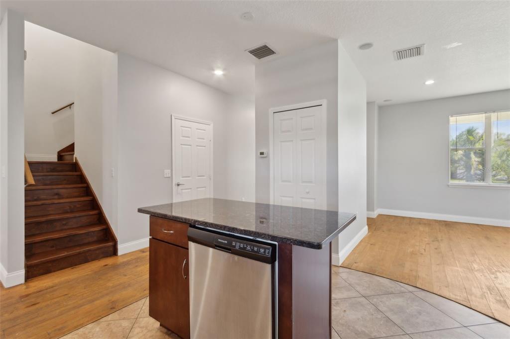 10524 Ramblewood Road Orlando, FL 32837 - Photo 7 of 26