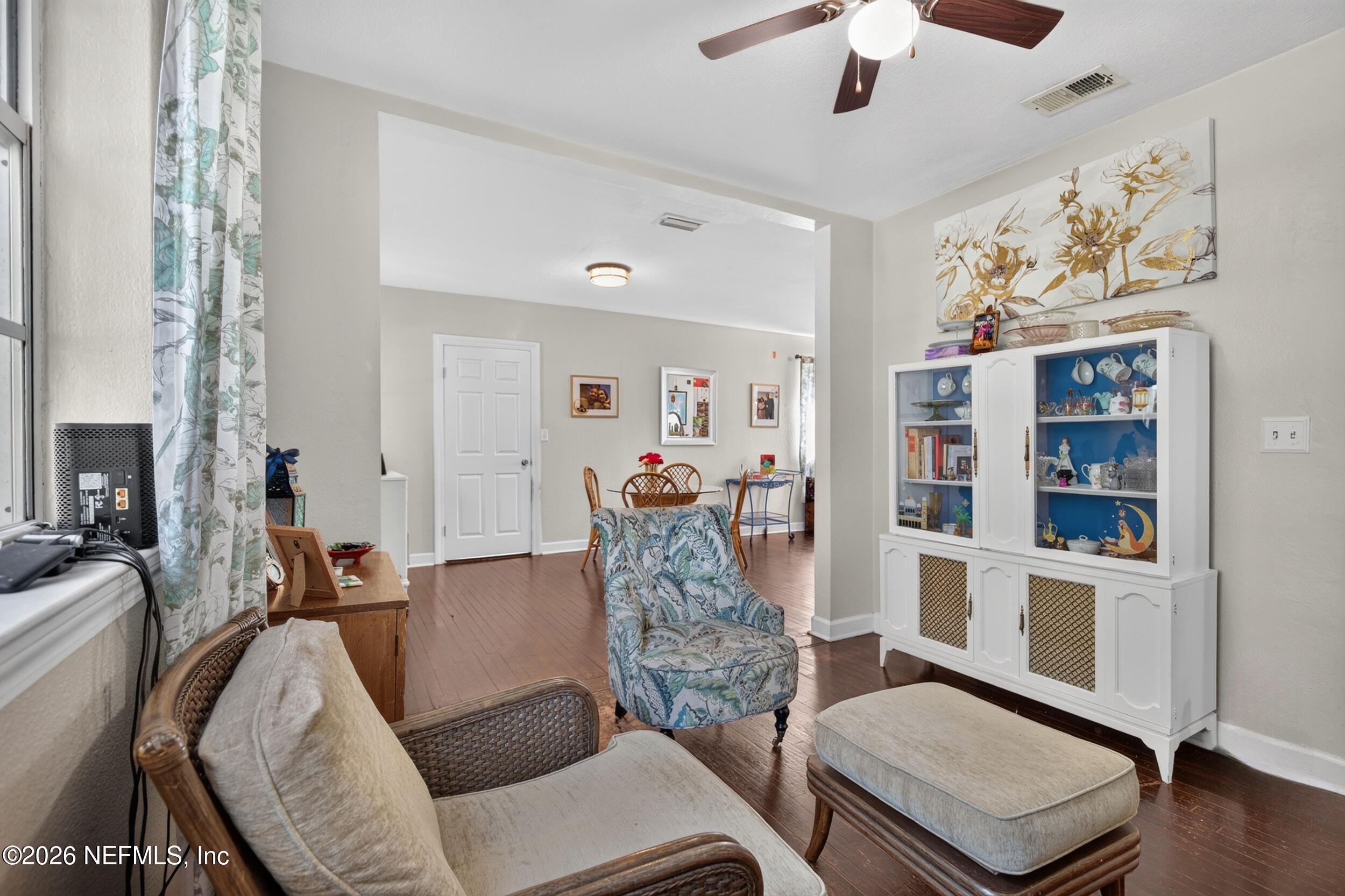 3308 Sheridan Road Jacksonville, FL 32207 - Photo 11 of 50 4_living 3