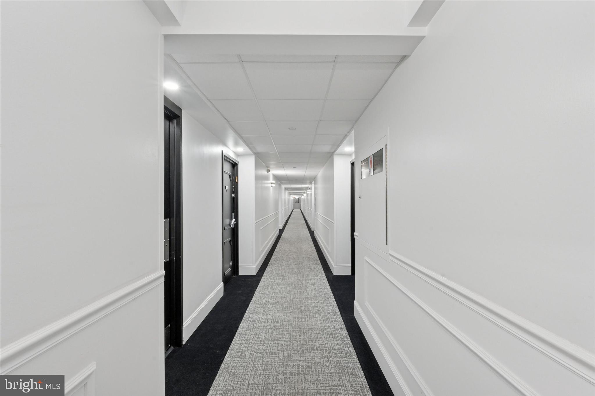 2001 Hamilton Street, Unit 1523 Philadelphia, PA 19130 - Photo 13 of 17 a view of entryway