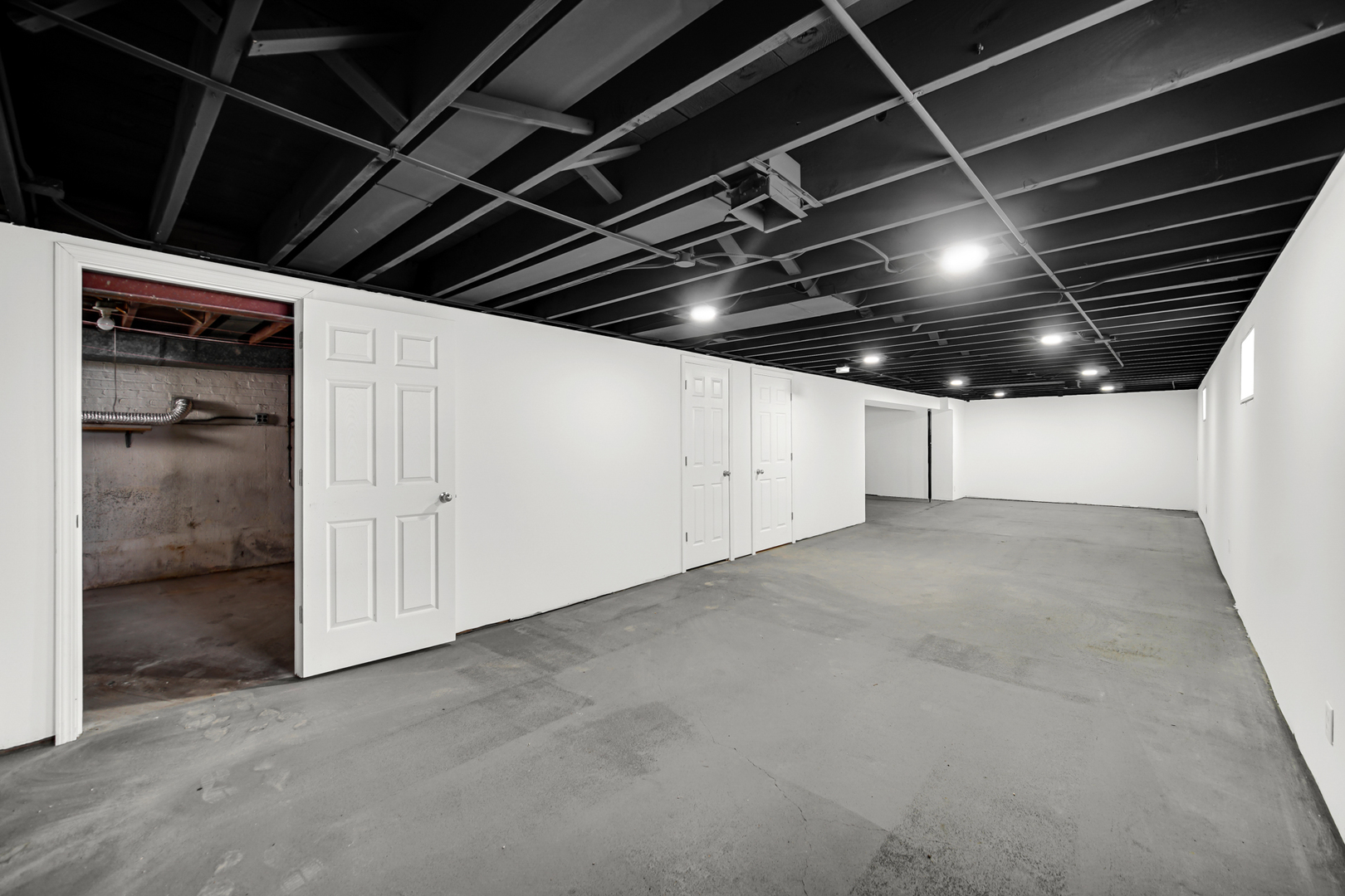 901 Oakton Street Park Ridge, IL 60068 - Photo 15 of 22 a view of an empty room