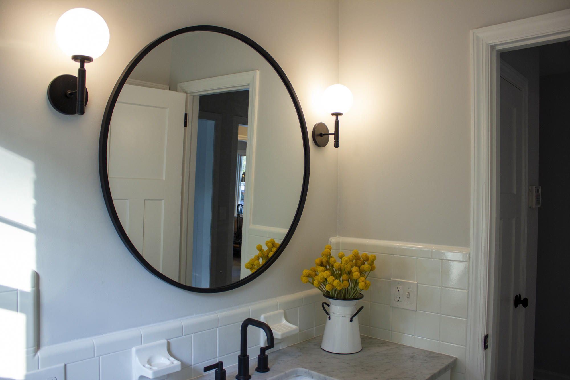 1424 Tara Road Charleston, SC 29407 - Photo 20 of 32 Hallway Full Bath
