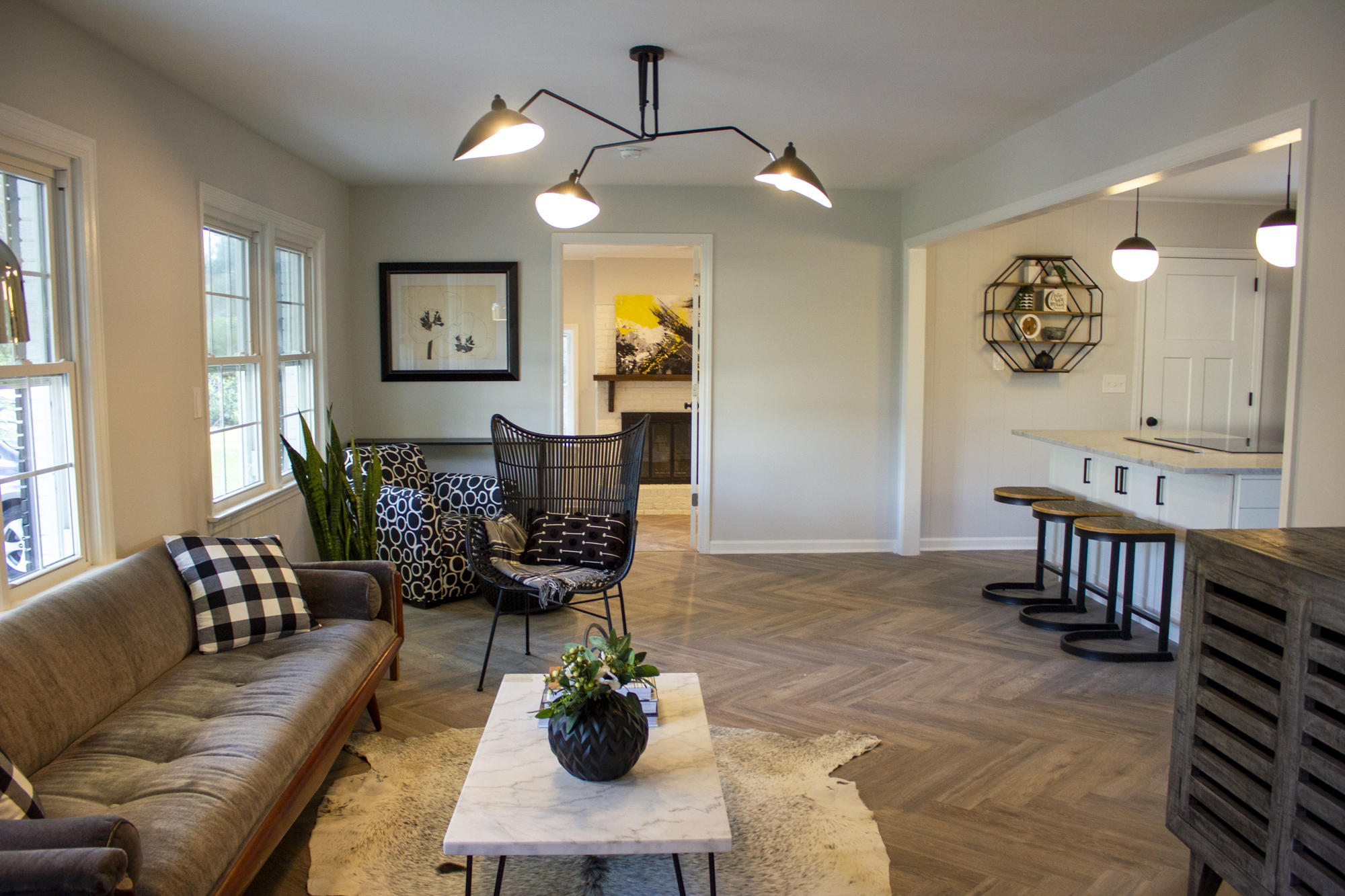 1424 Tara Road Charleston, SC 29407 - Photo 4 of 32 Living Room