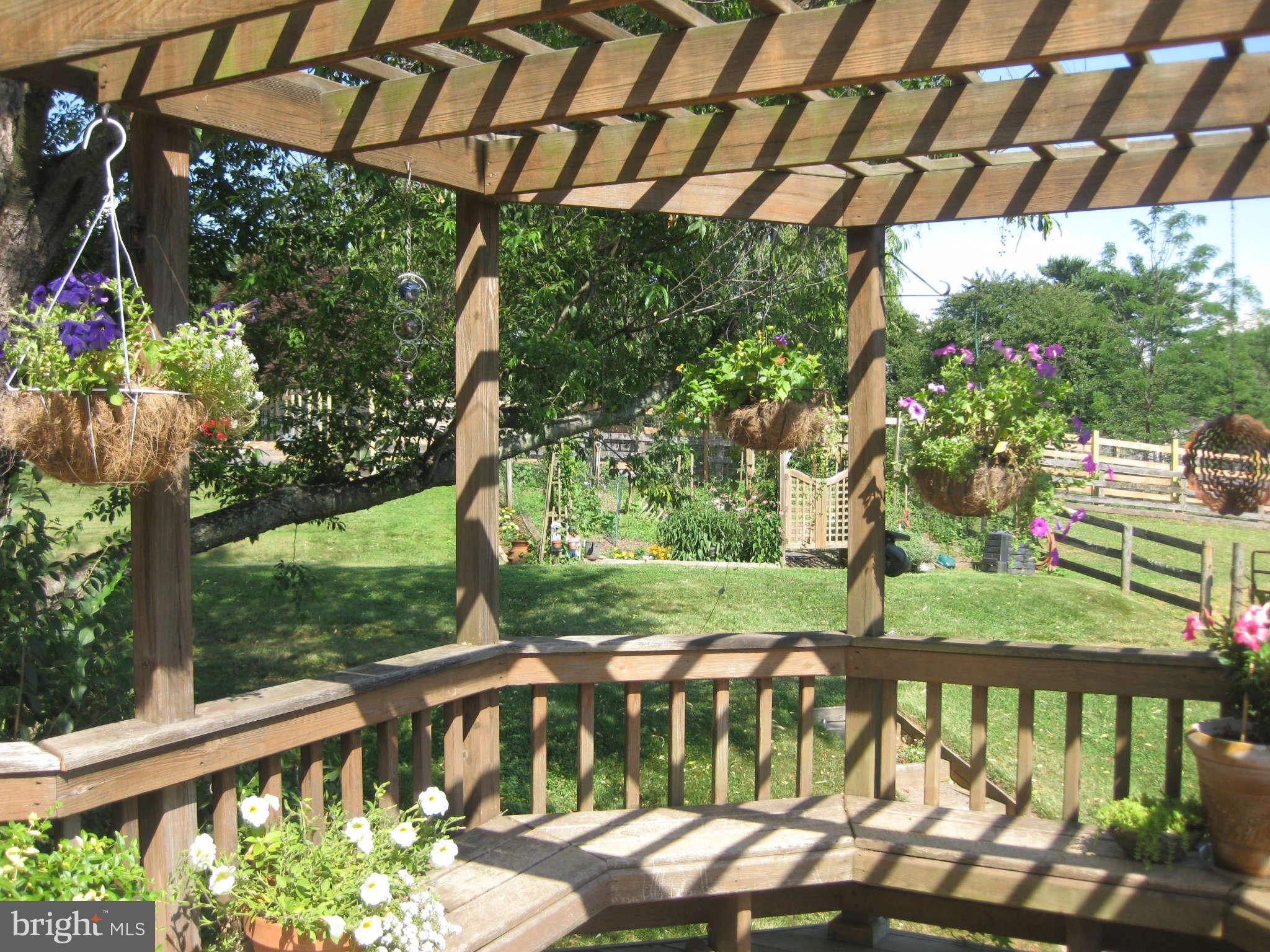 10501 Wickens Road Vienna, VA 22181 - Photo 25 of 30 Pergola with Sitting Area on Deck