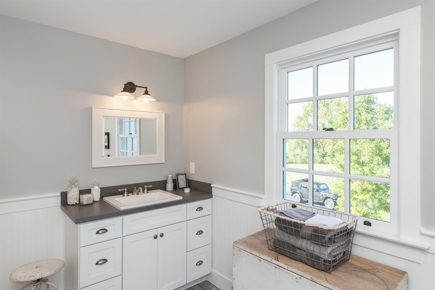 3535 Houston Antioch Road Paris, KY 40361 - Photo 55 of 74 2nd floor bathroom